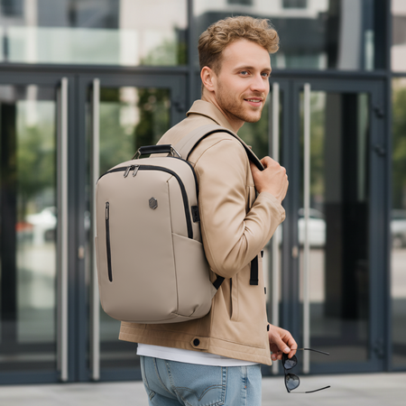 Plecak męski beżowy miejski na co dzień z USB wejściem do pracy na studia B00915 khaki