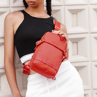 Saszetka na ramię czerwona damska męska miejska nowoczesna wodoodporna na spacer 3,1 L Super Five FXB753Red