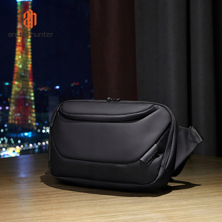 Saszetka nerka męska damska czarna na ramię wodoodporna miejska stylowa funkcjonalna torba 4 L Arctic Hunter Y00561Black