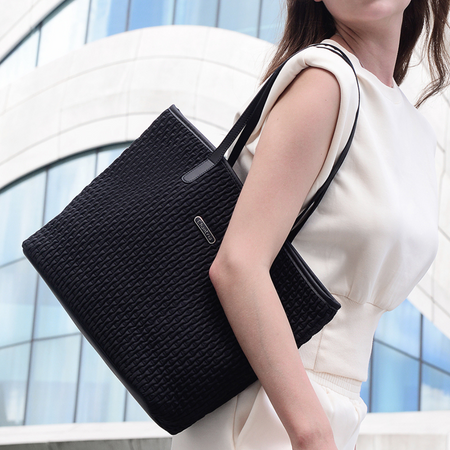 Torba damska shopper czarna elegancka, pojemna 15,6 l, na ramię, modna na co dzień i do pracy. CHANTRIA CB801 Black.