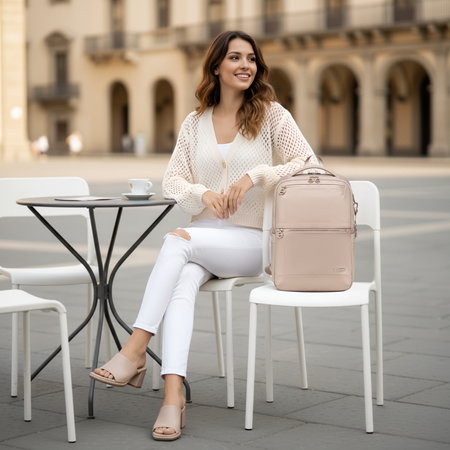 Plecak damski elegancki stylowy beżowy pojemny na laptopa wodoodporny nylon