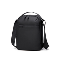 Saszetka męska czarna na ramię biznesowa torba miejska wodoodporna stylowa funkcjonalna 5,8 L Arctic Hunter K00579Black