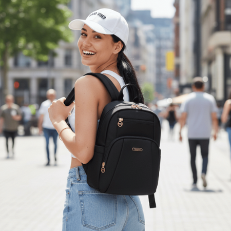 Plecak damski czarny elegancki z nylony wodoodpornego z miejscem na tablet