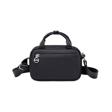 Torebka damska na ramię czarna mini elegancka 1,3 l modna na co dzień i wyjątkowe okazje. CHANTARIA CB771 Black.