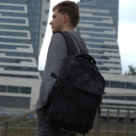 Szary plecak miejski młodzieżowy, na laptop, 25 l, idealny do studiów, na uczelnię i do pracy. Arctic Hunter B00531 Grey.