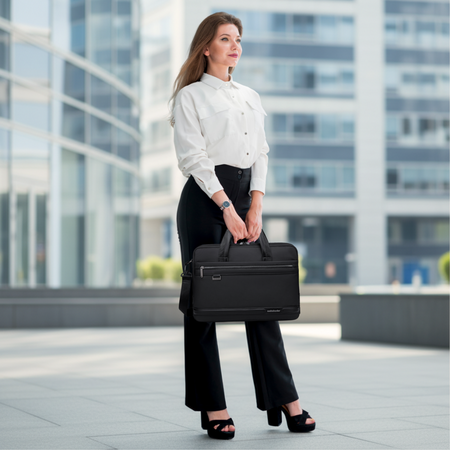 Torba na ramię czarna na laptop 15,6 na A4 9L biznesowa do pracy na studia