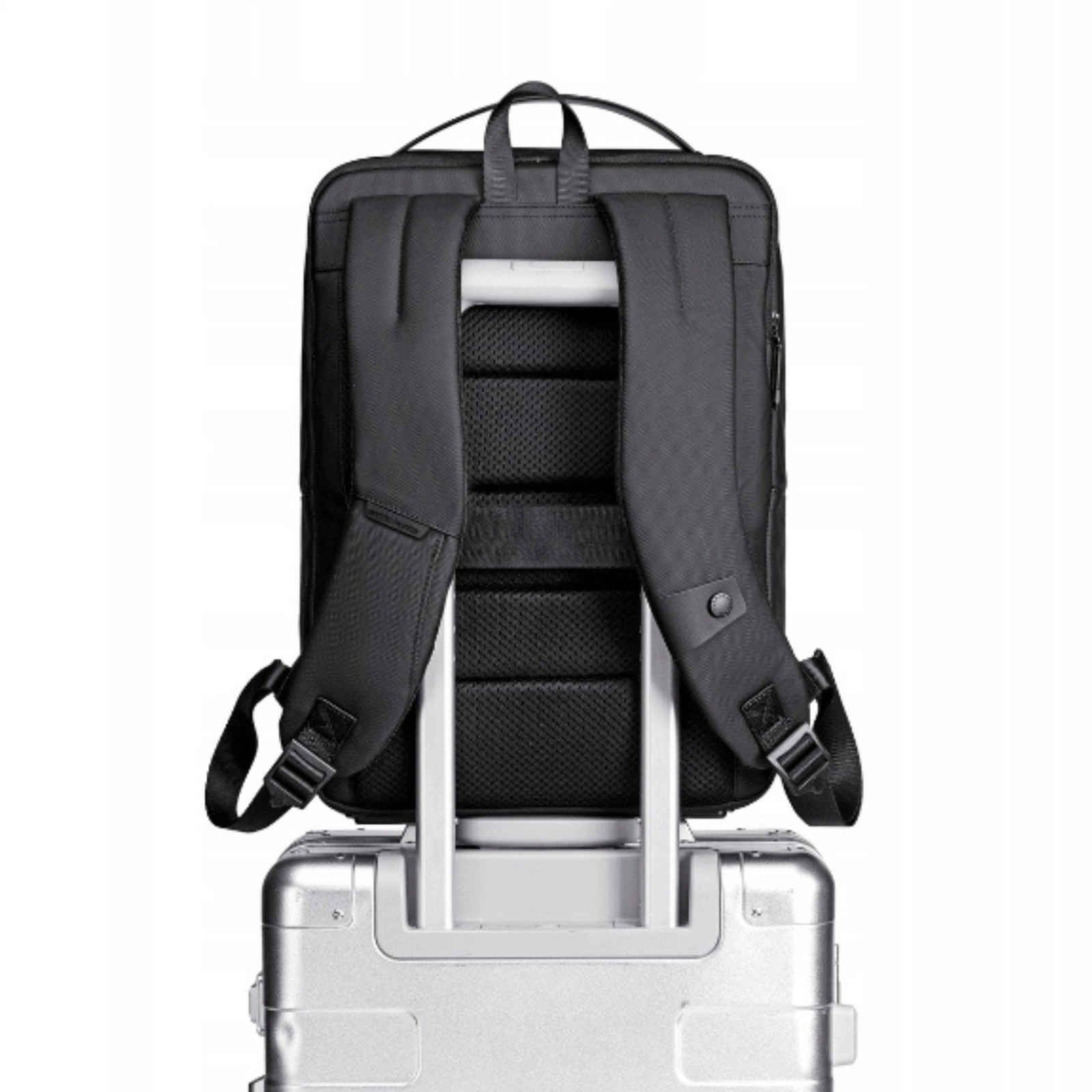 Plecak miejski czarny, biznesowy, wodoodporny, 8,5 l, na laptopa 15,6", elegancki i praktyczny. Arctic Hunter B00574 Black pol_pl_Plecak-miejski-czarny-biznesowy-wodoodporny-8-5-l-na-laptopa-15-6-elegancki-i-praktyczny-Arctic-Hunter-B00574-Black-58_5