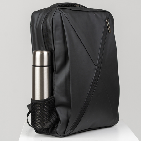 Plecak szkolny czarny  nowoczesny z USB dla chłopaków i dziewczyn - do pracy na studia  VIO BK91109 black