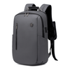 Plecak męski szary miejski z USB wejściem do pracy na studia na co dzień B00915 grey