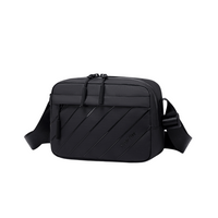 Torebka listonoszka czarna miejska wodoodporna modna na ramię elegancka uniwersalna 2,6 l Super5 FKB754Black