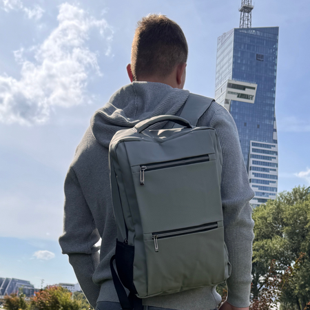 Plecak młodzieżowy szary - do szkoły, na studia, do pracy, mieści laptop 15,6 VIO BK91105 grey