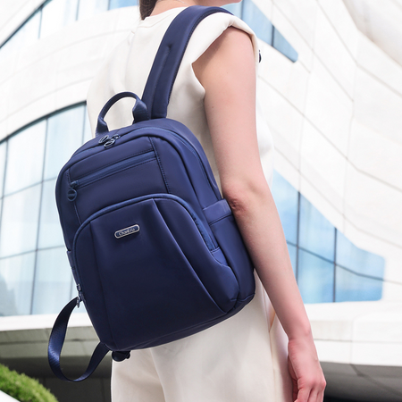 Niebieski plecak miejski damski, 9,3 l, wodoodporny i stylowy. Na studia, do pracy i na co dzień. CHANTRIA CB770bl.