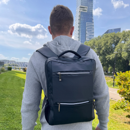 Plecak czarny, szkolny, miejski, damski, męski, nowoczesny, pojemny plecak dla laptopa 15,6", idealny na co dzień, do szkoły i pracy VIO BK91105 black