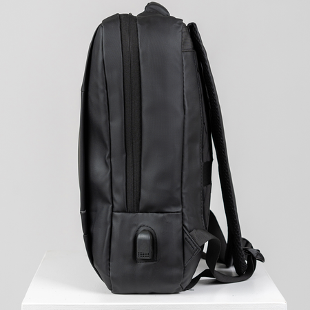 Plecak szkolny czarny  nowoczesny z USB dla chłopaków i dziewczyn - do pracy na studia  VIO BK91109 black