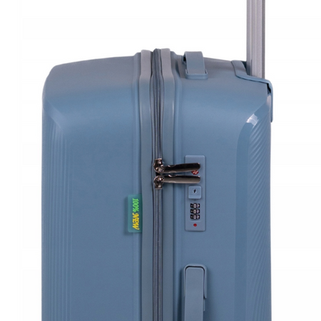 Duża walizka podróżna jasnoniebieska na kółkach – lekka, stylowa i wytrzymała do samolotu Wowbag 7918 L light blue