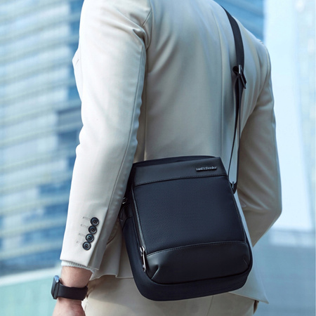 Saszetka męska granatowa wodoodporna na ramię torba biznesowa miejska stylowa na telefon 3,4 L Arctic Hunter K00679Blue