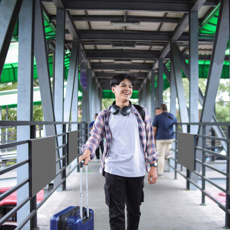 Mała walizka ciemnoszara – kabinowa, podróżna, nowoczesna i wytrzymała na kółkach Wowbag 7918 S dark grey