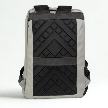 Plecak szkolny młodzieżowy szary z USB, pojemny, na laptop, do szkoły, studiów, pracy i wycieczek Wowbag BK91109 grey