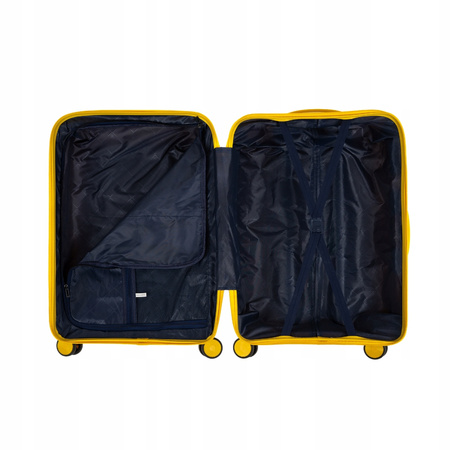 Walizka mała do samolotu żółta – modna, praktyczna, lekka i wytrzymała podróżna na kółkach Wowbag 6910 S yellow