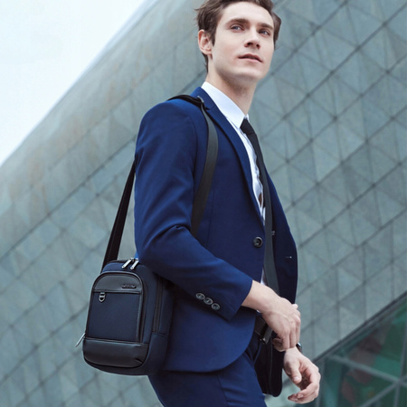 Saszetka męska granatowa wodoodporna torba na ramię miejska biznesowa elegancka funkcjonalna 2,7 L Arctic Hunter K00689Blue