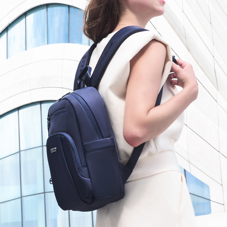 Niebieski plecak miejski damski, 9,3 l, wodoodporny i stylowy. Na studia, do pracy i na co dzień. CHANTRIA CB770bl.