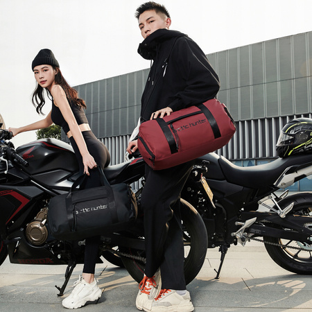 Czerwona torba sportowa 25 l pojemna, wodoodporna, miejska i młodzieżowa na każdy dzień Arctic Hunter LX00537 Red.