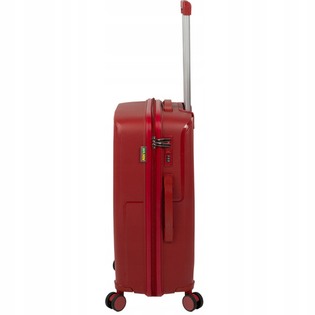 Walizka do samolotu średnia czerwona – podróżna, wytrzymała, stylowa i elegancka na kółkach Wowbag 7918 M red