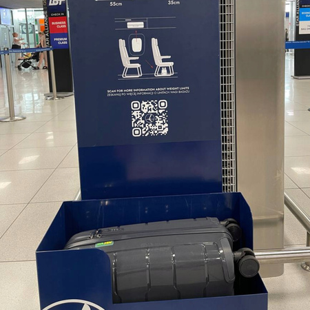 Walizka kabinowa podróżna ciemnoniebieska na kółkach, lekka i wytrzymała 41 L Wowbag 7900 S dark blue