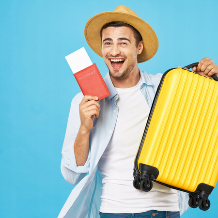 Walizka mała, do samolotu jasnoniebieska – kabinowa, elegancka, funkcjonalna i lekka Wowbag 7918 S light blue